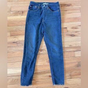 Levi's Wedgie High-Rise Skinny Jeans Size 27